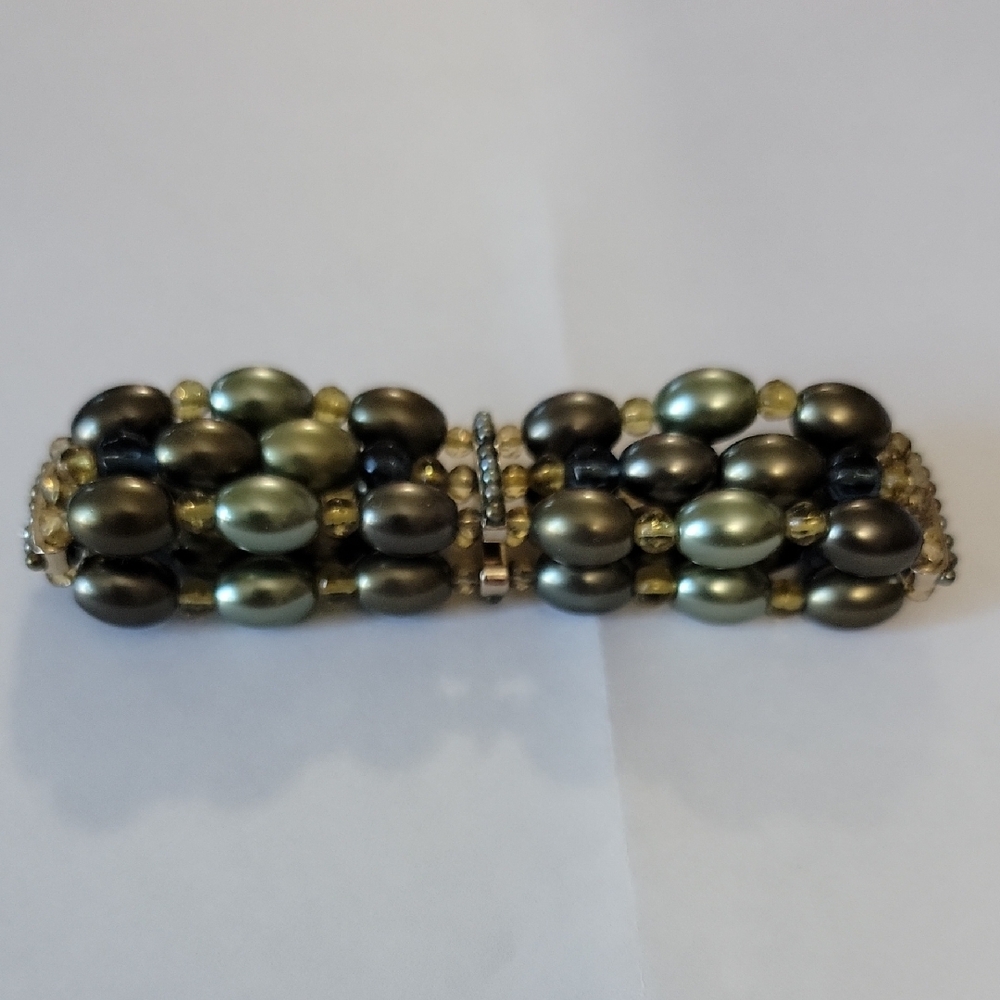 Monet Green and Black Beaded Bracelet with Multi-Strand Design - Picture 2 of 3
